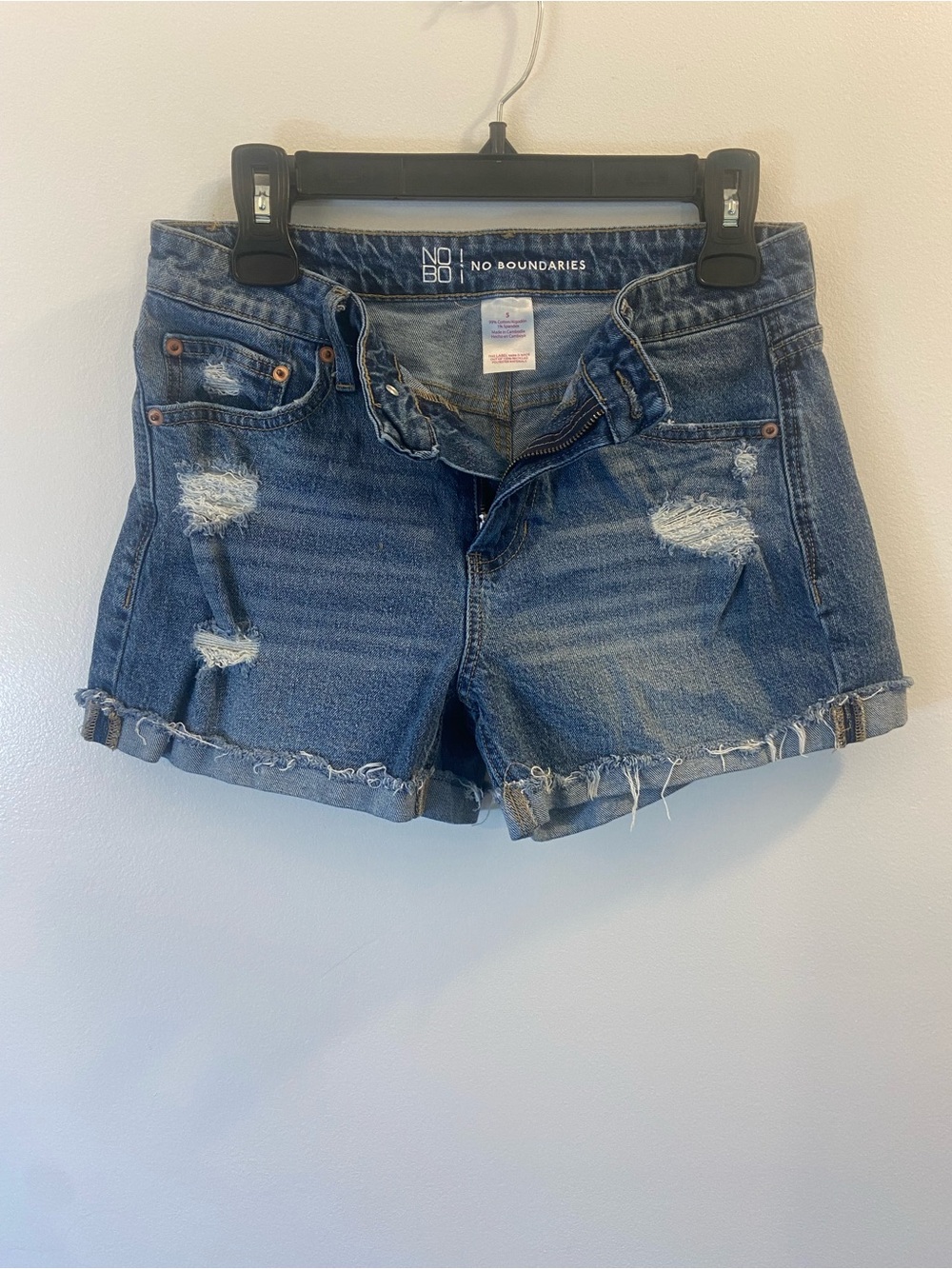 No Boundaries Distressed Blue Denim Cutoff Shorts